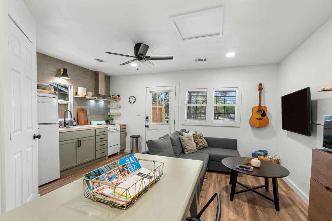 New! The Yellow Door- Downtown Wimberley W/ River Access Bagian luar foto