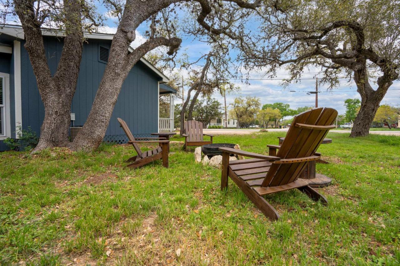 New! The Yellow Door- Downtown Wimberley W/ River Access Bagian luar foto