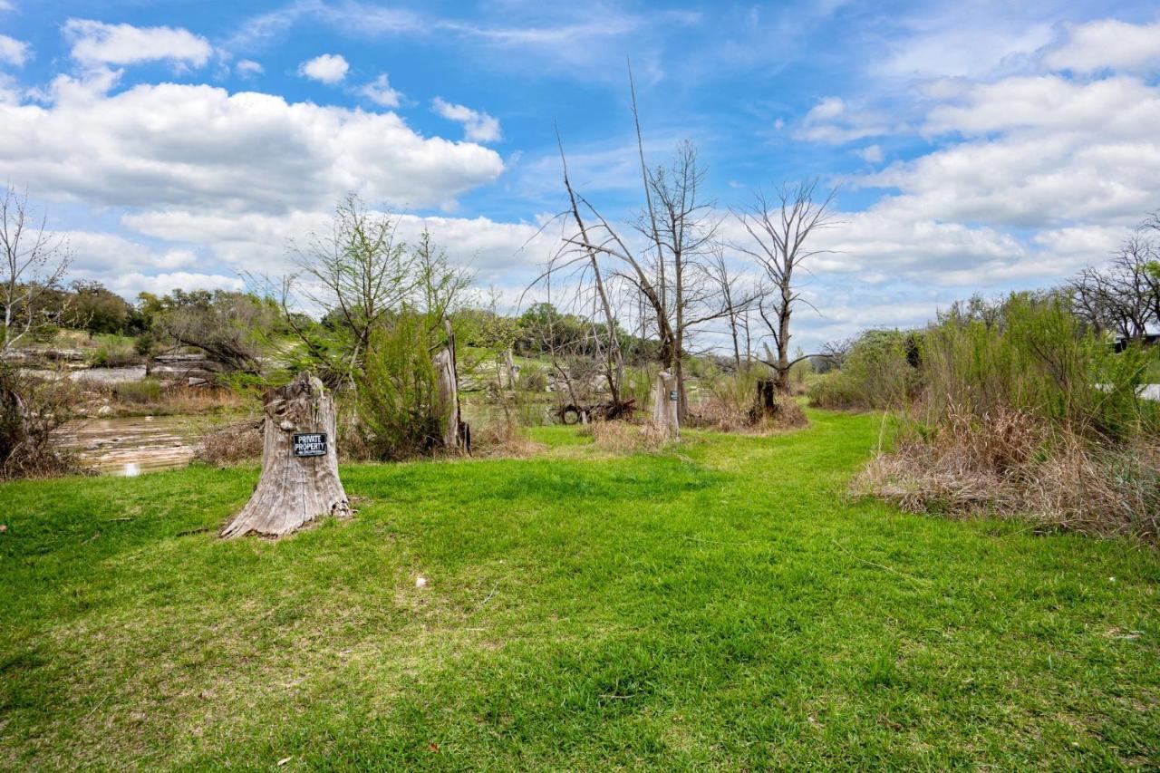 New! The Yellow Door- Downtown Wimberley W/ River Access Bagian luar foto